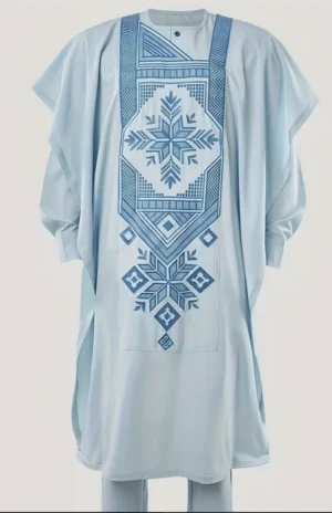 SNOD AGBADA MEN Powder Blue Agbada with Tonal Geometric Medallion